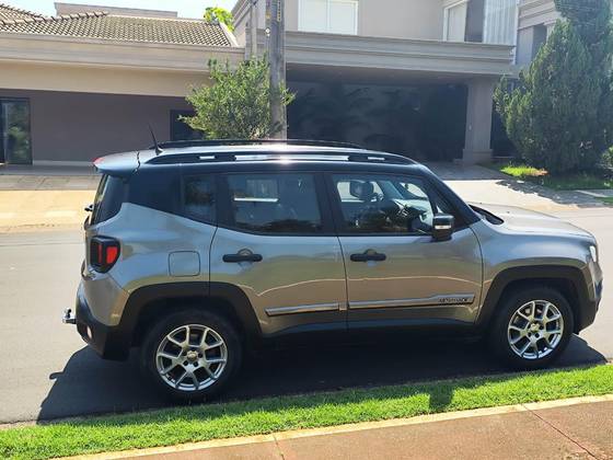 JEEP RENEGADE 1.8 16V FLEX SPORT 4P AUTOMÁTICO
